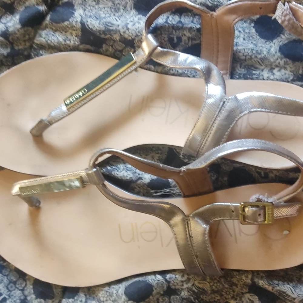 Calvin Klein Size 8 sandals Cream and Gold